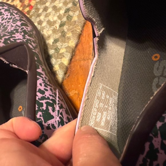 BOGS Women's Patch Slip-on-Spotty Rain Shoes size 8   Origin Made in the USA or - Picture 2 of 6